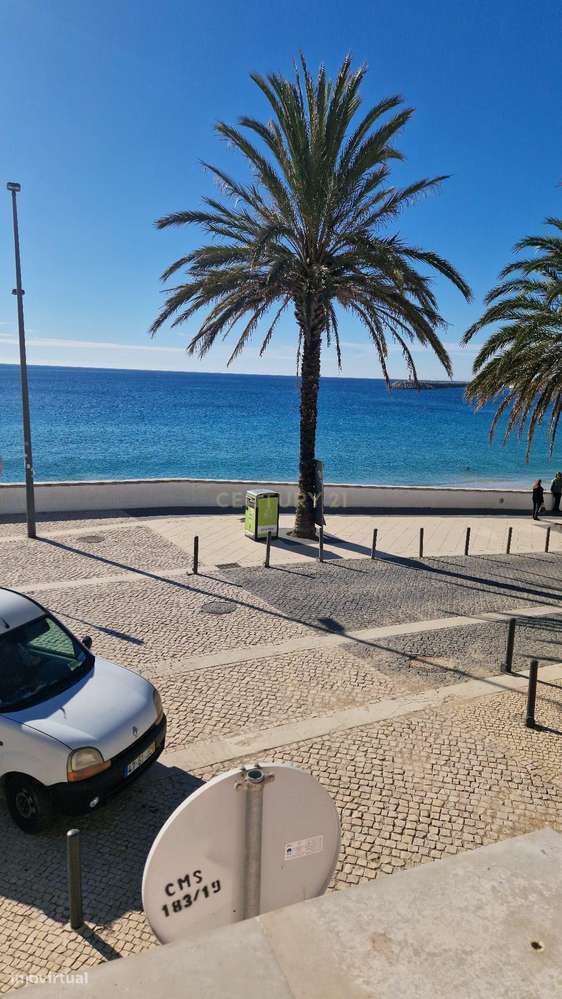 Prédio no Centro de Sesimbra – A 2 Minutos da Praia do Ouro-10