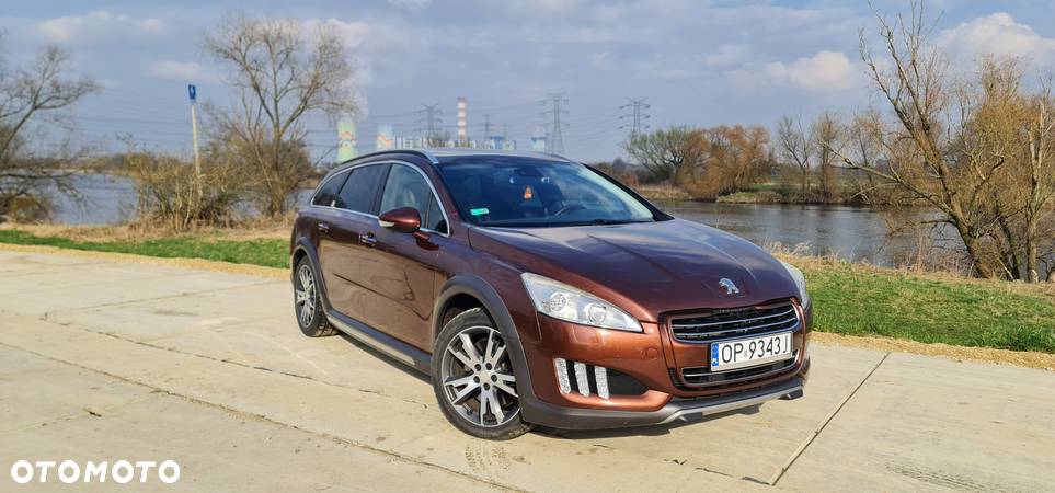 Peugeot 508 RXH Hybrid4 - 1