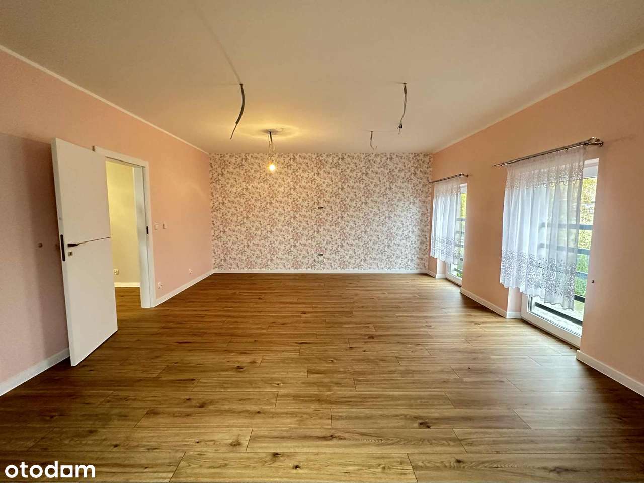 Nowoczesny dom z dużą działką, Wielgłowy-17