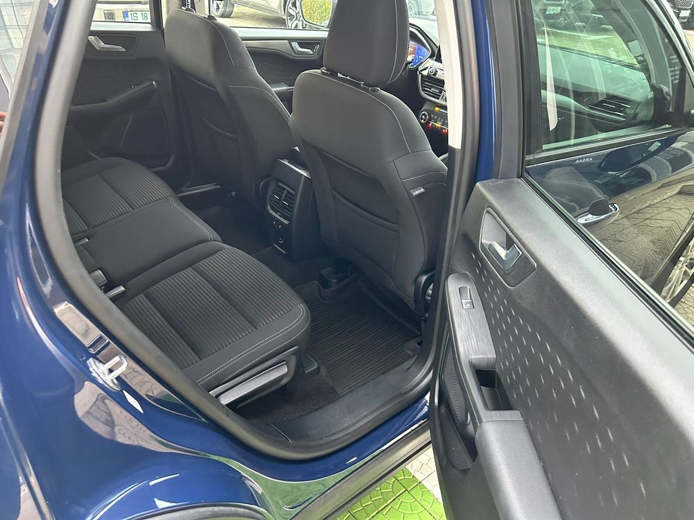 Ford Kuga - foto 7