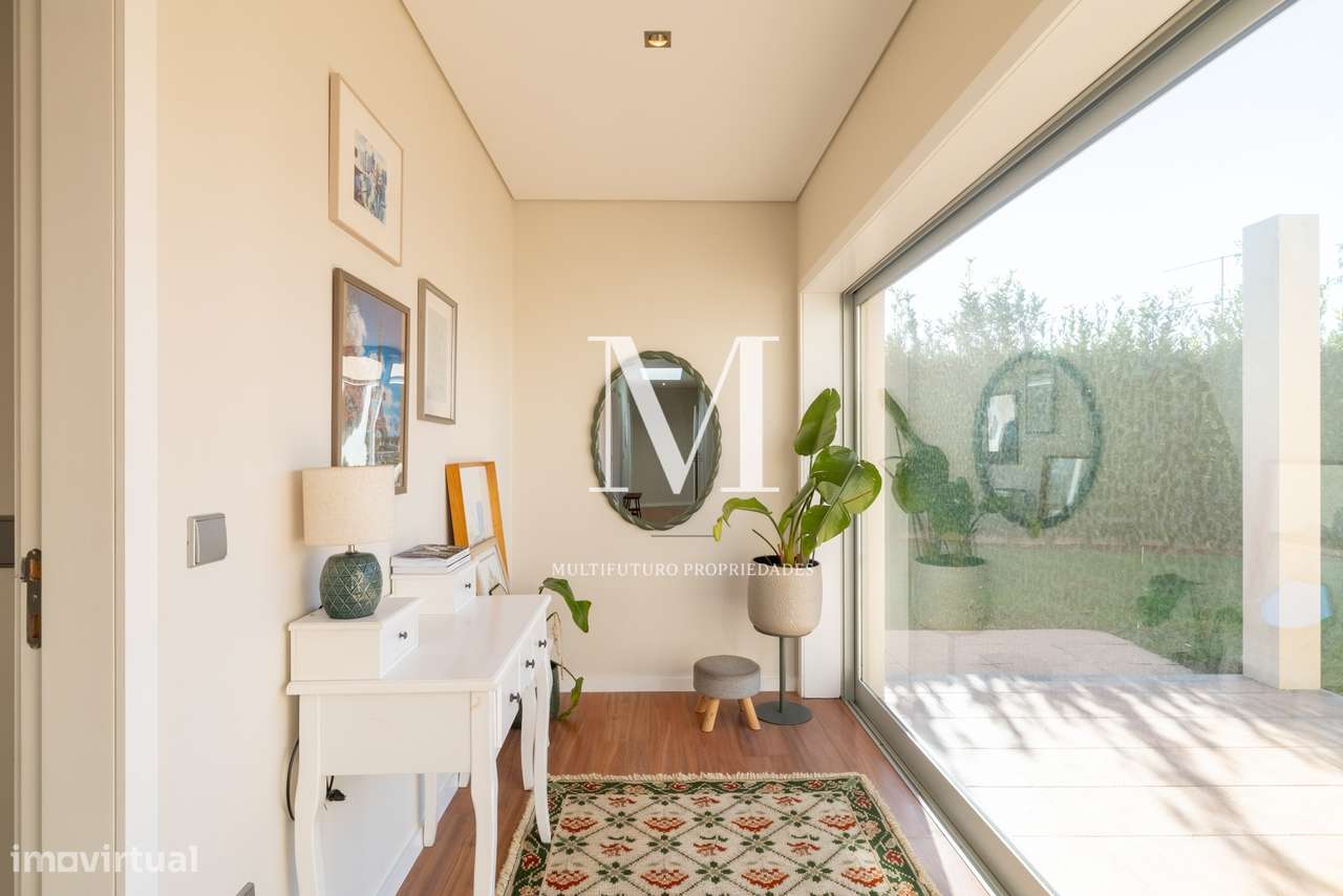 Famalicão | Propriedade T3+1 Térrea | 1.500 m² | Piscina | Jardim | LU-16