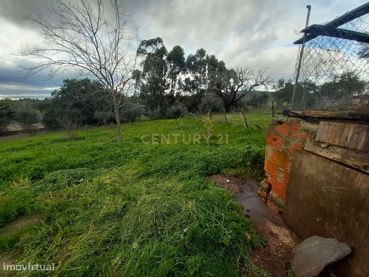 Moradia T2 com Vista Panorâmica em Localização Privilegiada-6