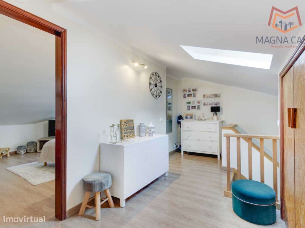 Moradia T10 com logradouro a 5 min da A5, a 7 min de carro da Nova ...-11