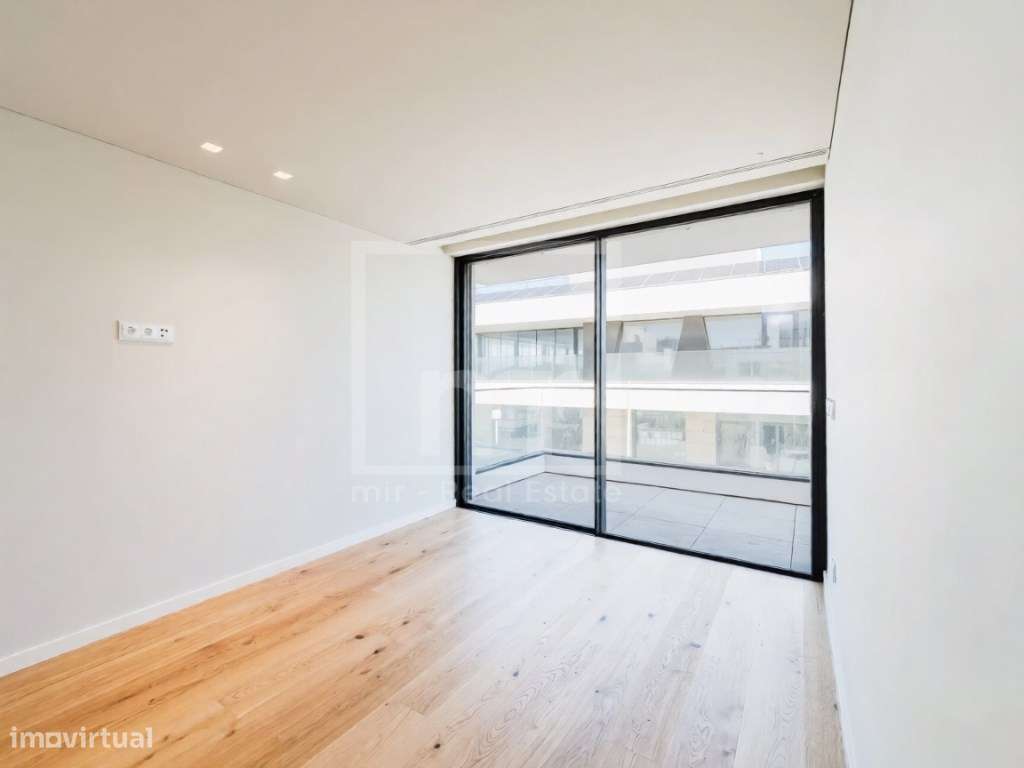Moradia T3 com Vista Mar e Terraço Panorâmico Rooftop-20