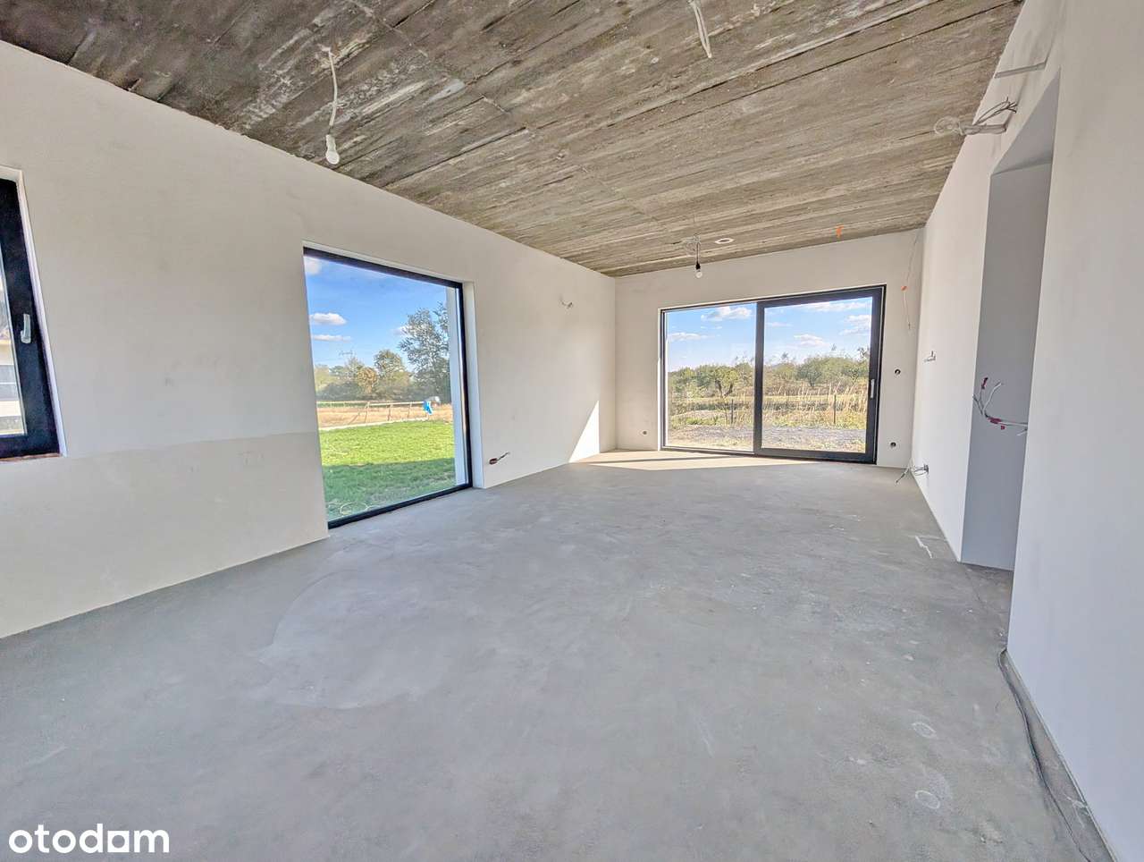 Energooszczędny dom z nowoczesną bryłą z 2025 - Pełny obrazek: 4/10