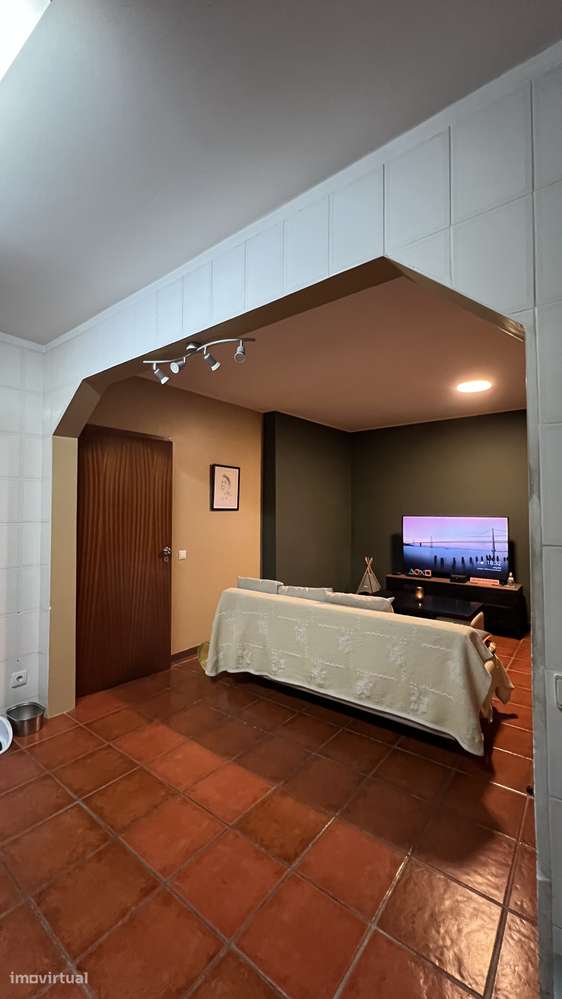 T2 em Crestuma/Olival junto ao Centro de Treinos do FC Porto - Grande imagem: 5/24