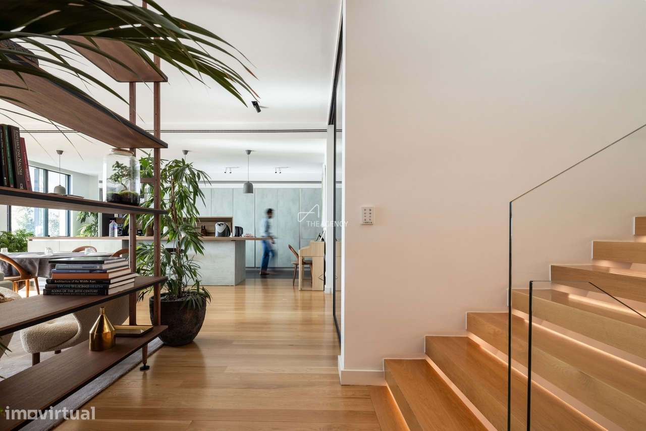 Moradia geminada T6 no Restelo - Grande imagem: 3/33