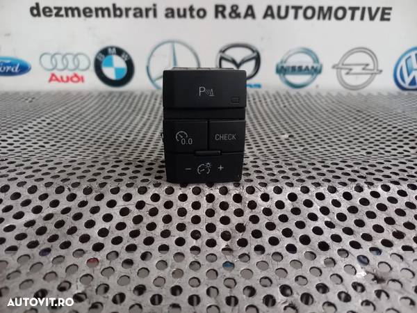 Butoane Buton Pilot Automat Tempomat Audi Q7 4L Cod 4L2927123A - Dezmembrari Arad - 4
