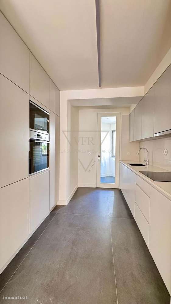 Apartamento Exclusivo T2 no Centro de Lisboa - "Conde Redondo Residenc-17