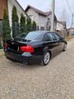 BMW Seria 3 318d Sport Line - 36