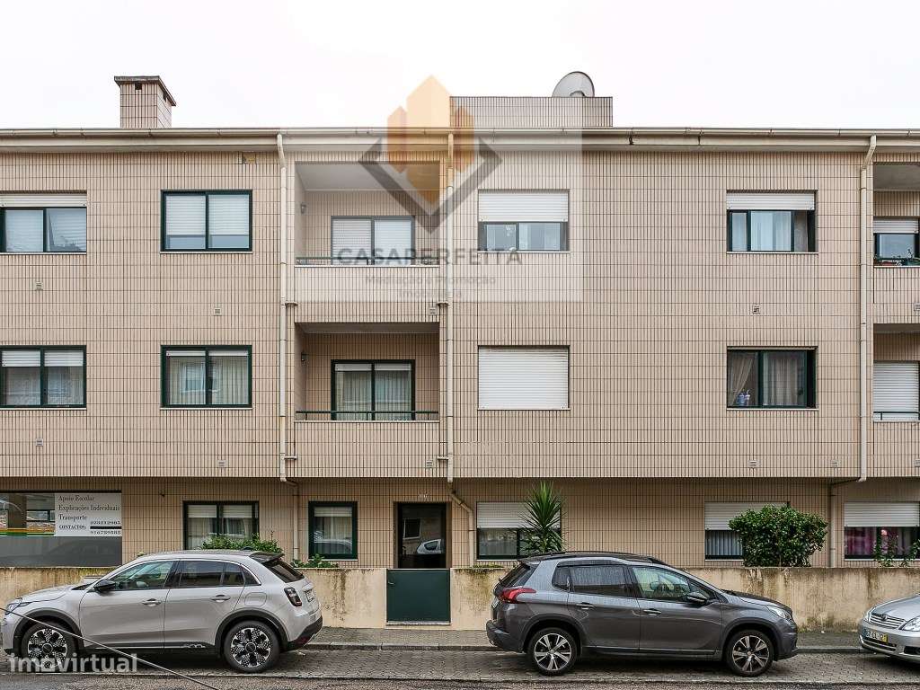 Apartamento T3 Como Novo com Varandas e Box - a 1500 metros da Prai...-32