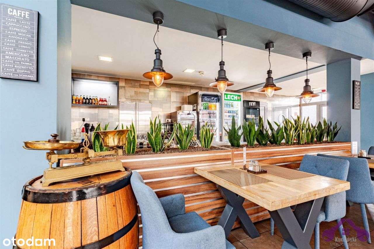 Hotel z bezpośrednim zjazdem z Dk92.-9