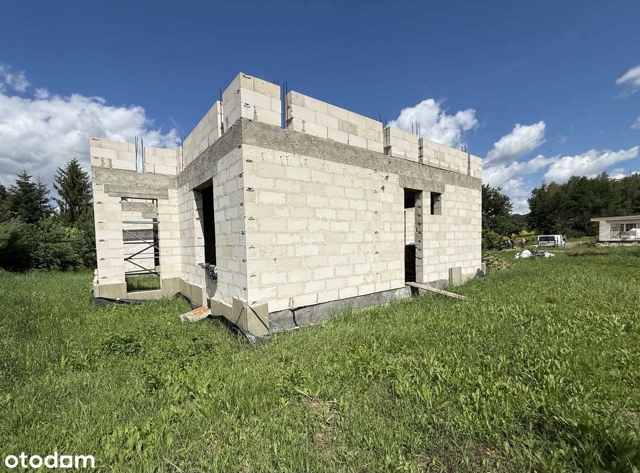 Nowoczesny dom parterowy 95 m² w trakcie budowy – działka 9 ar – Sumin-10