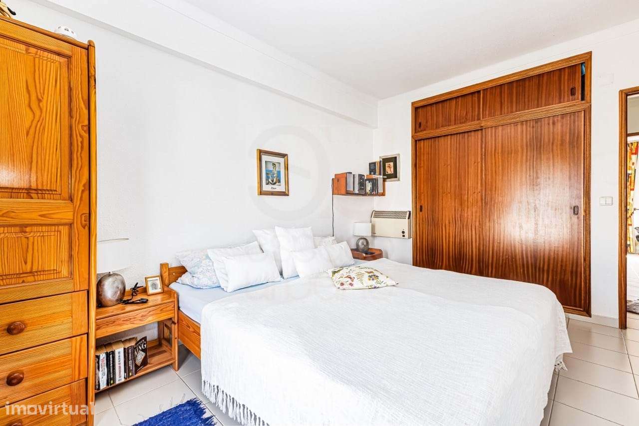 A. PÊRA - Apartamento T3 C/ Garagem + Arrecad.- Varandas Deslumbrantes-14