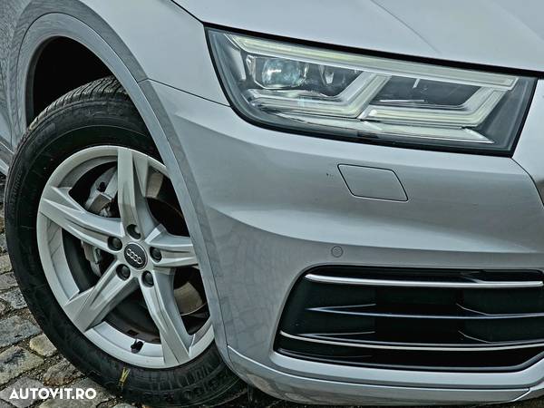 Audi Q5 2.0 45 TFSI S tronic quattro Design - 10
