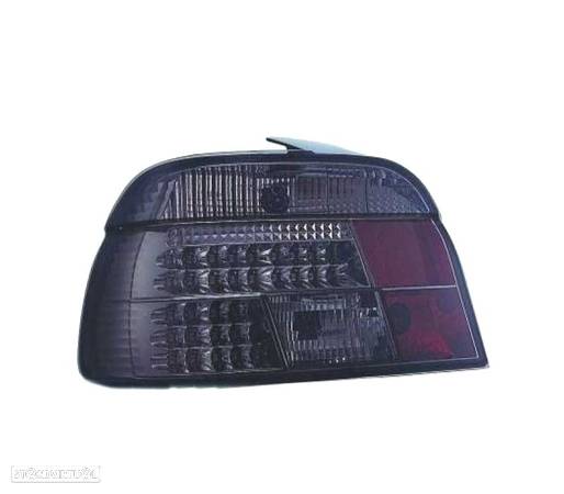 FAROLINS TRASEIROS LED PARA BMW E39 95-00 CROMADO ESCURECIDO - 2