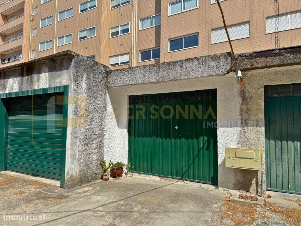 Apt. T3 c/ garagem - Centro de Guimarães-11