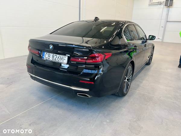 BMW Seria 5 520d xDrive Luxury Line - 6