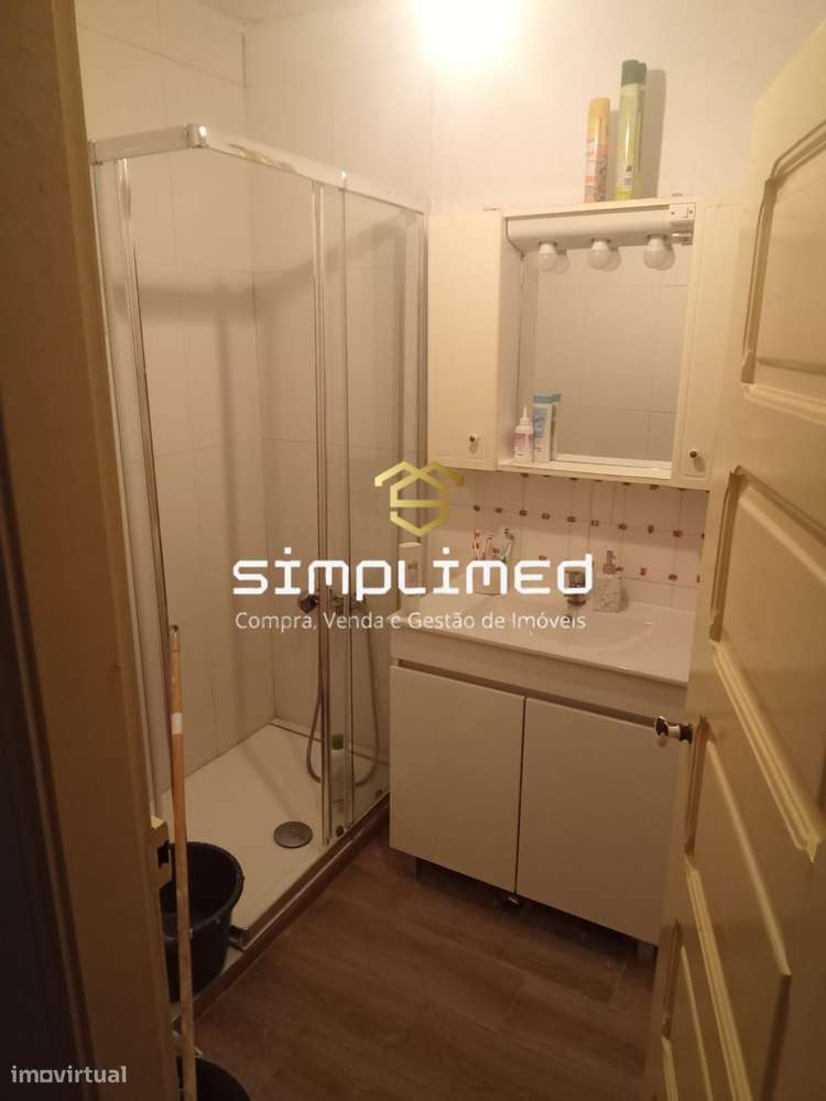 Moradia T2 localizada em Tomar com Logradouro-14