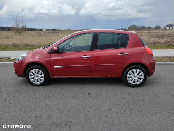 Renault Clio 1.2 16V 75 Expression - 5