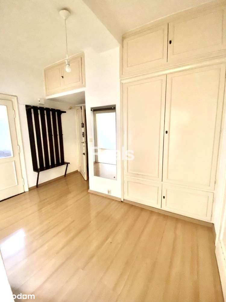 Kmienica z windą 2 pok. ul. Marszałkowska. Okazja!-7