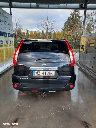 Nissan X-Trail 2.0 dCi 4x4 DPF LE - 4