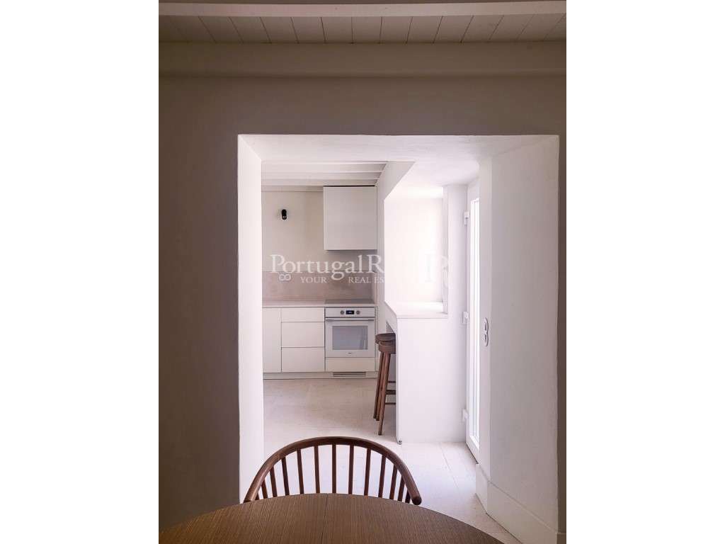 Moradia T2 Totalmente Reabilitada - Grande imagem: 4/27