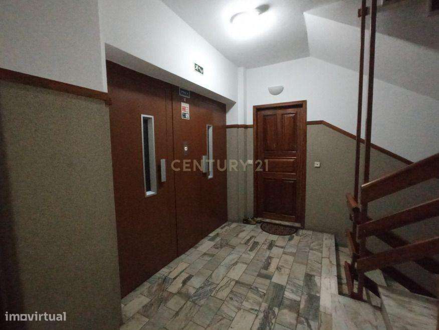 Apartamento T3 em Braga (São Vicente) com Garagem - Grande imagem: 2/19