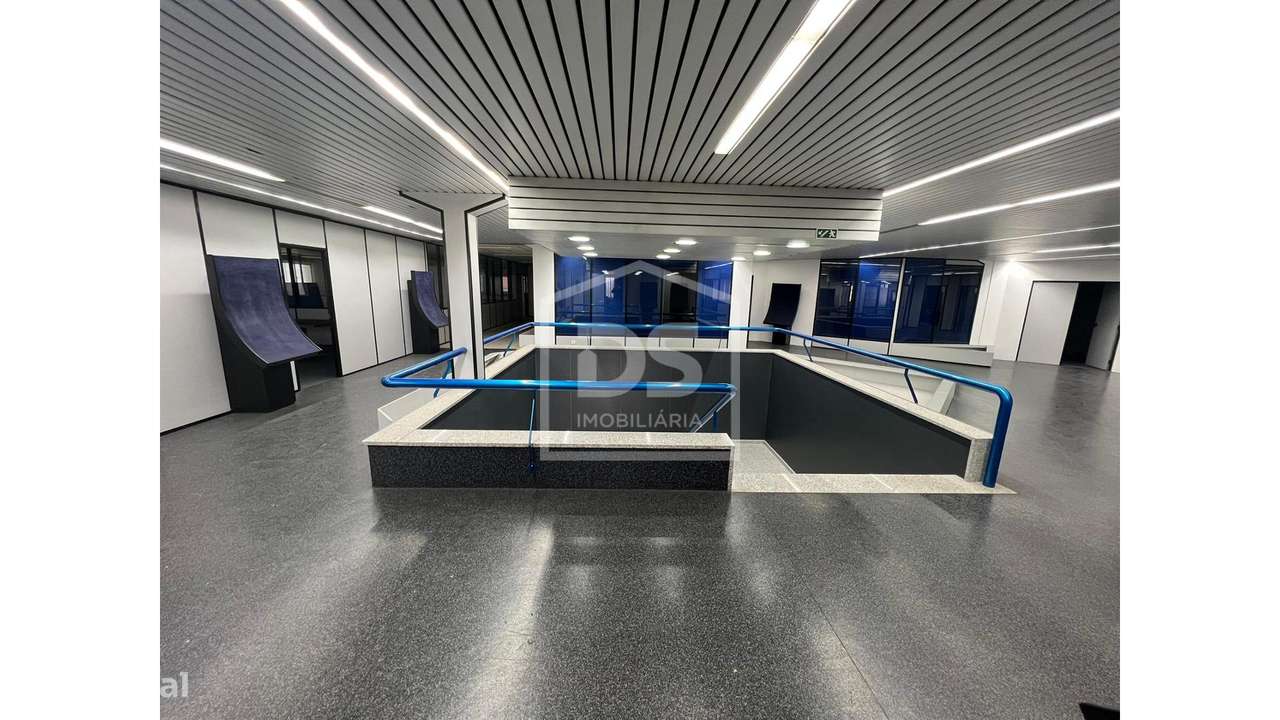 Armazém  Venda em Marinha Grande,Marinha Grande - Grande imagem: 5/11