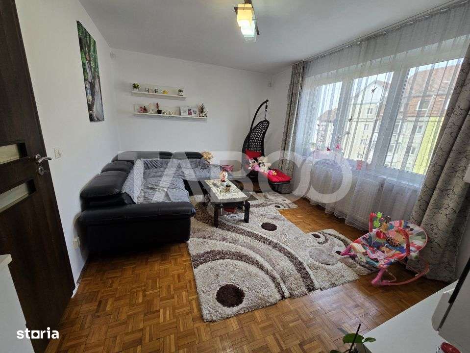Apartament 2 camere de vanzare mobilat cu balcon in Terezian Sibiu - Imagine principală: 2/14