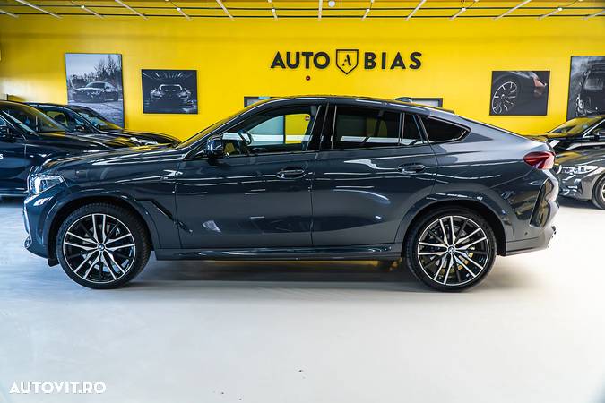 BMW X6 xDrive40i - 12