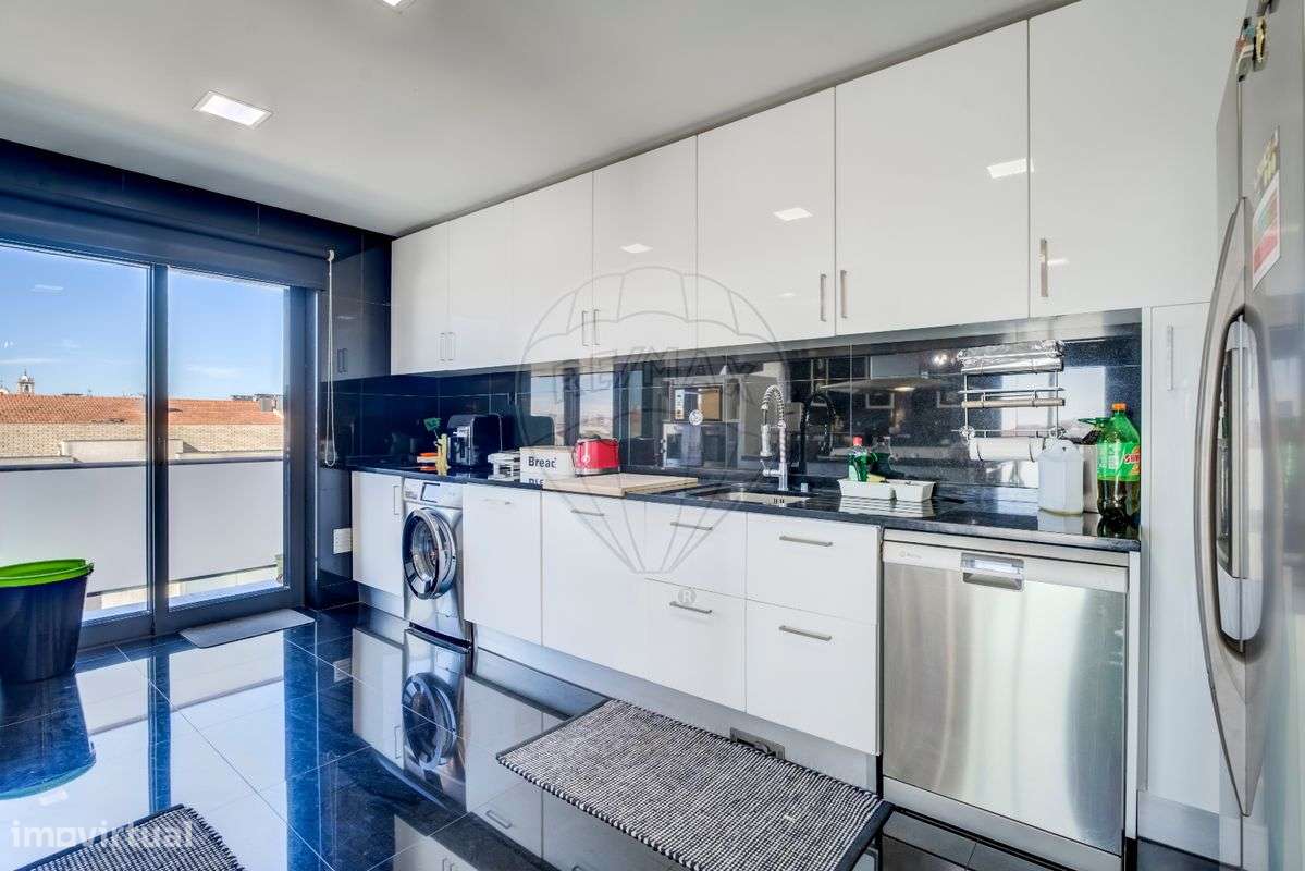 Apartamento T4 para venda - Grande imagem: 4/40