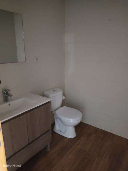 Andar Moradia T3 R/C Renovado (100m2). Equipado &climatizado. - Grande imagem: 5/7