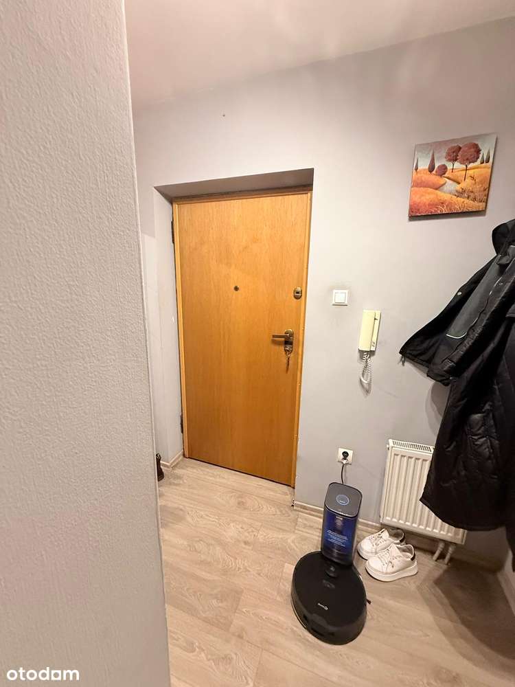 Idealne pierwsze mieszkanie lub pewna inwestycja - w super cenie !-8