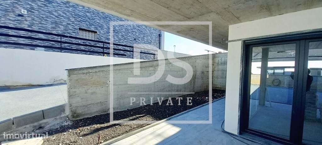 Moradia de arquitetura contemporânea com estacionamento-42