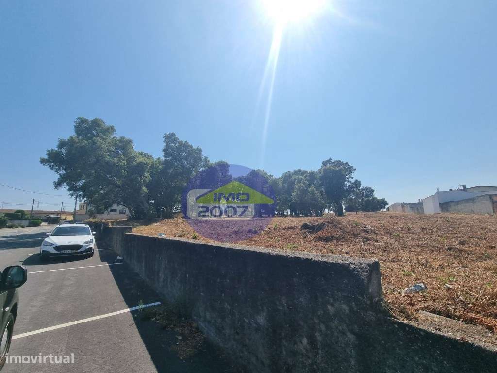 Terrenos para construção - Grande imagem: 2/34