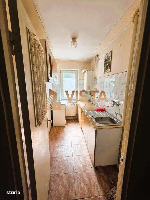 Apartament 2 camere, zona Florilor ,ideal pentru locuit sau investitie - Imagine principală: 3/4