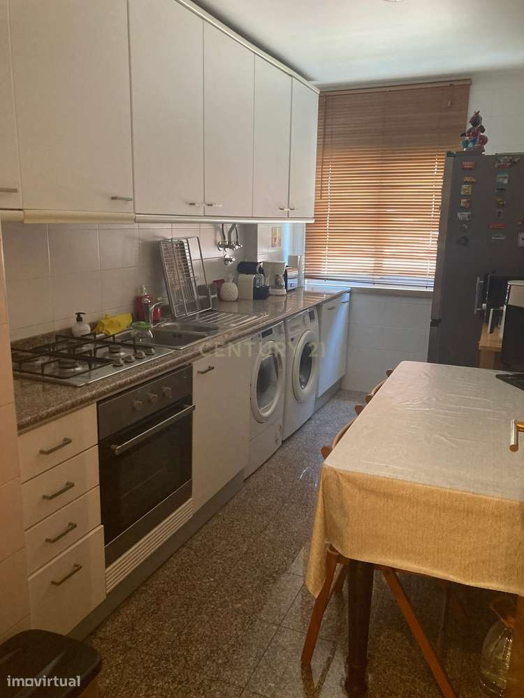 Fantástico T3 Areeiro - Grande imagem: 3/8