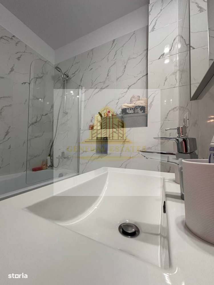 Studio luminos spre vanzaare, la poalele Pietrei Craiului – Zărnești - Imagine principală: 4/17