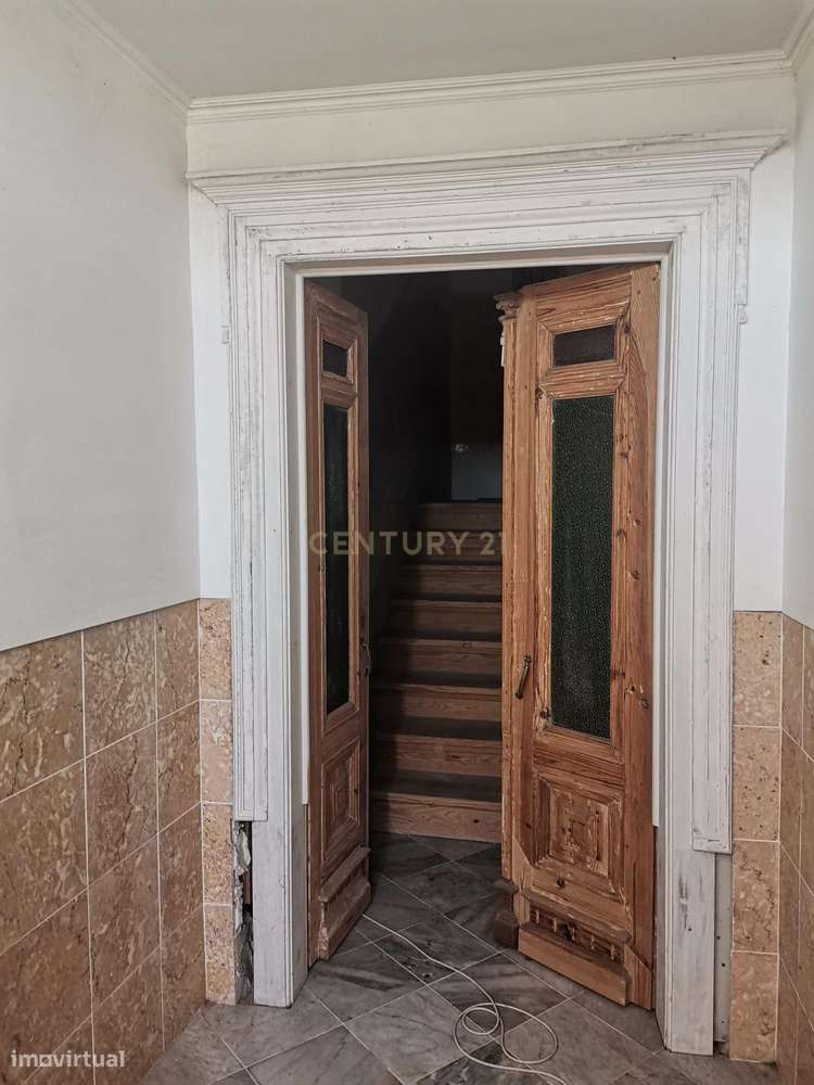 Prédio com vista soberba sobre o rio Mondego-36