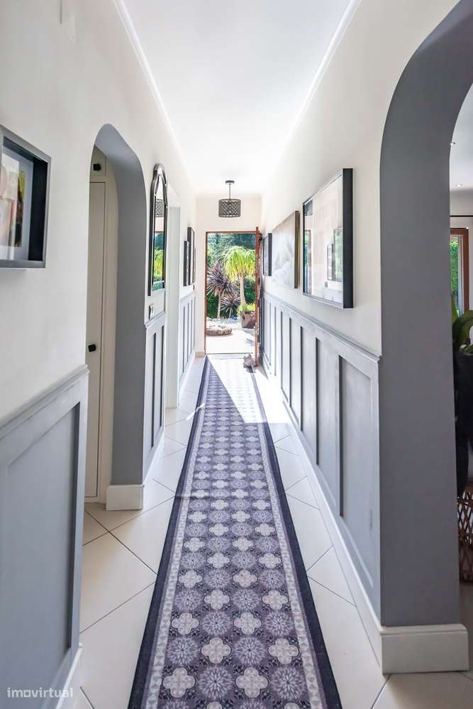 Casa tradicional reformada com grande jardim em Budens-8