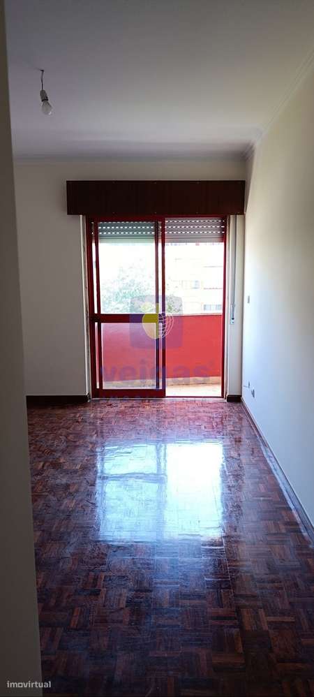 Nova Entrada - T2 na Cavaleira com Parqueamento-18