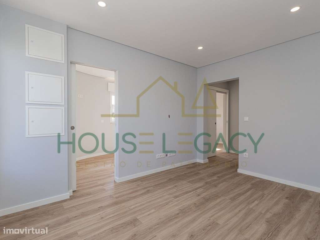 Apartamento T2 - Custóias-26