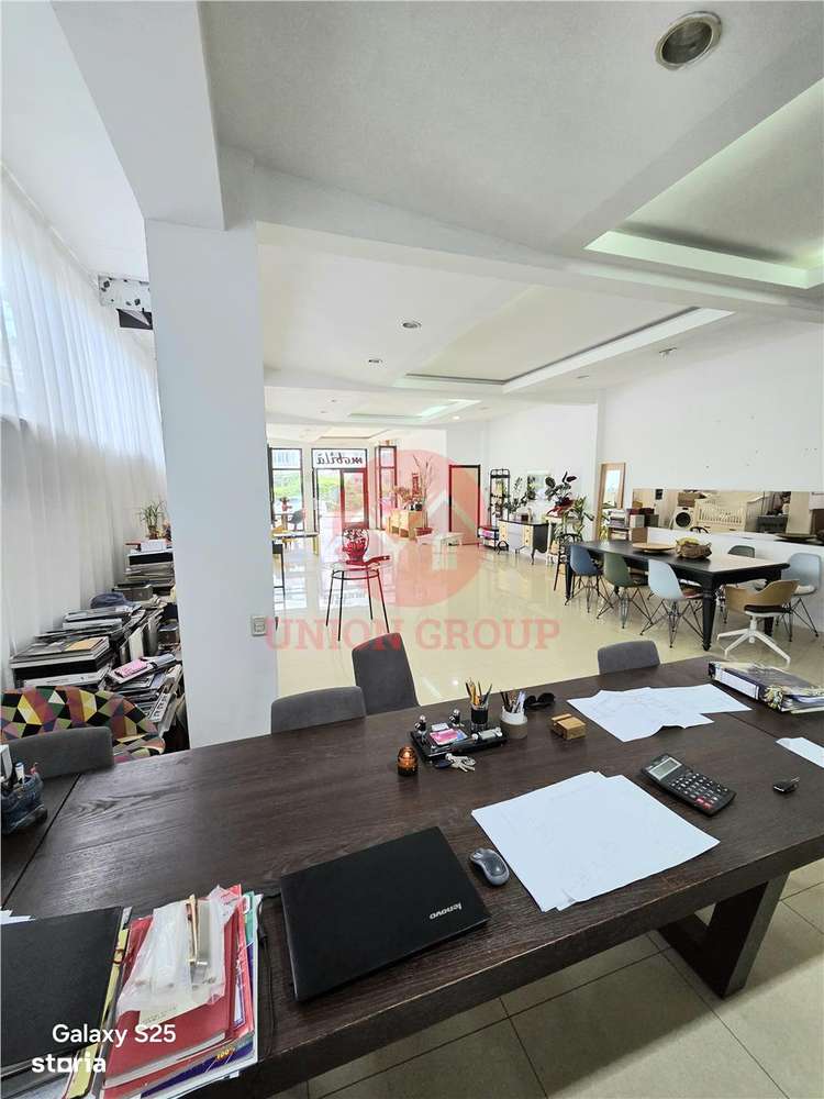 Spatiu Comercial 170 mp cu Vad - Renovat Complet - Imagine principală: 4/17