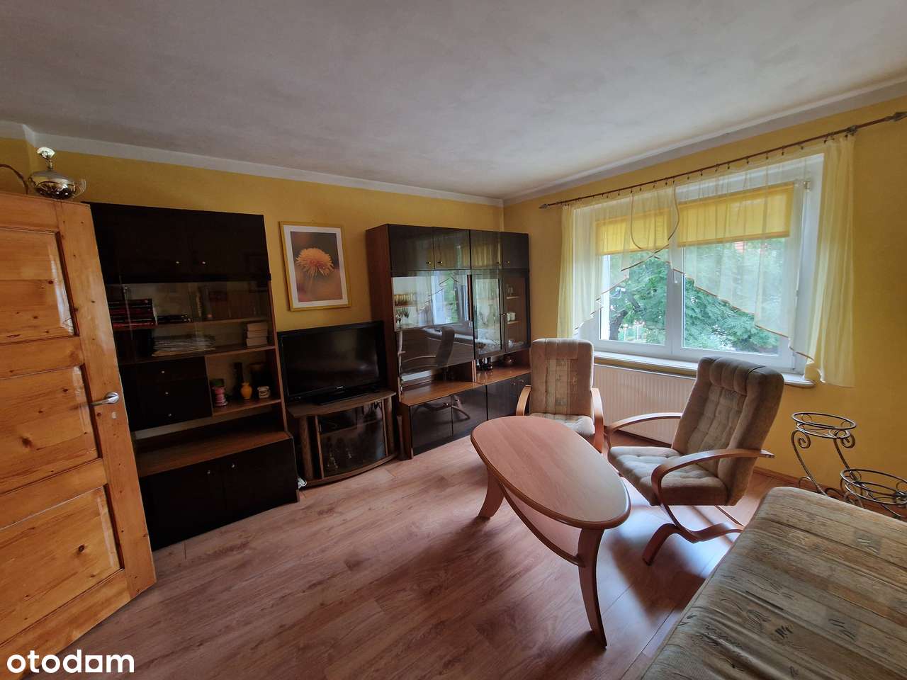 OKAZJA mieszkanie z ogrodem i garażem w centrum Strzelina - Pełny obrazek: 4/7