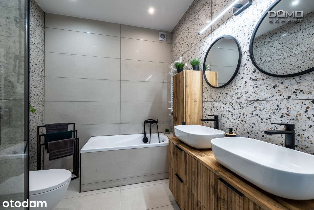 4 pok ogród i 2 szerokimi miejscami parkingowymi-13