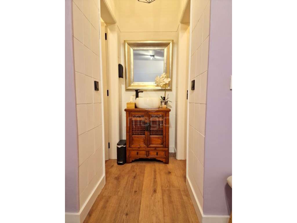 Loja localizada em Mafra, com terraço coberto, totalmente renovada. - Grande imagem: 5/10