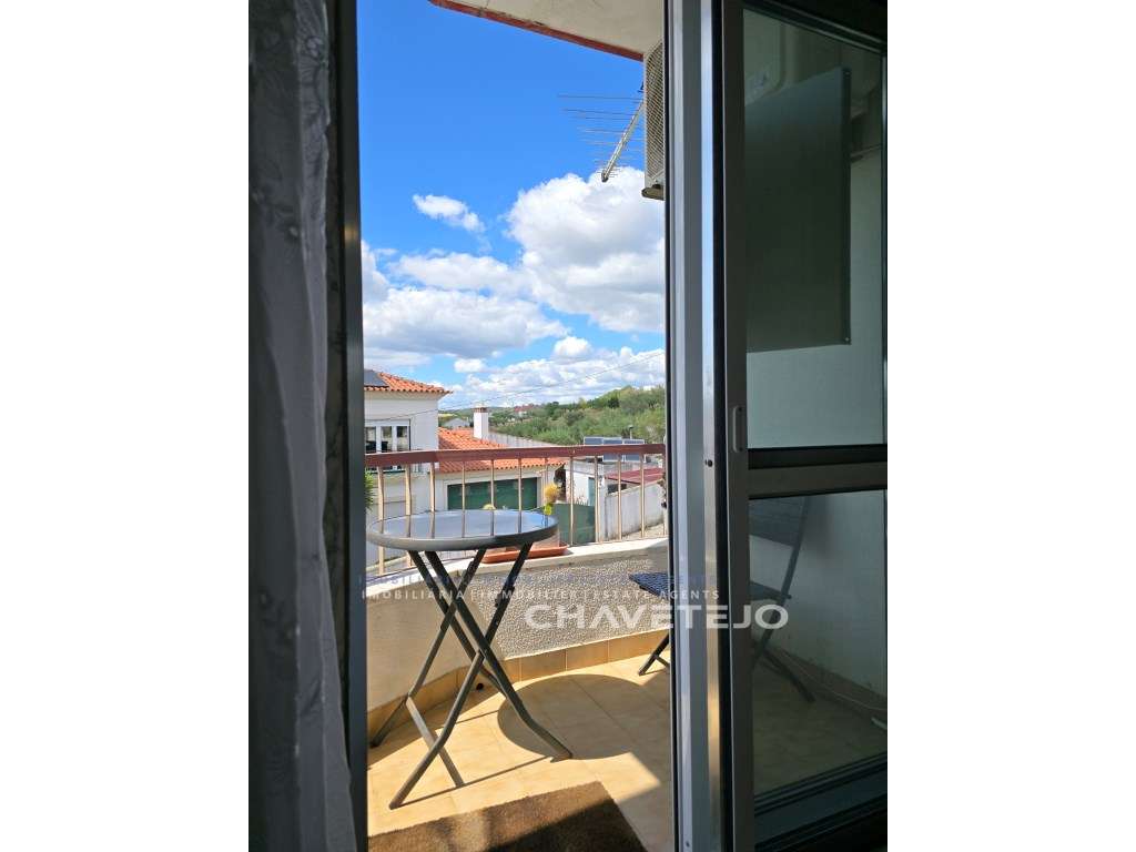 Apartamento T2 com garagem dupla e vista para o Castelo de Tomar-20