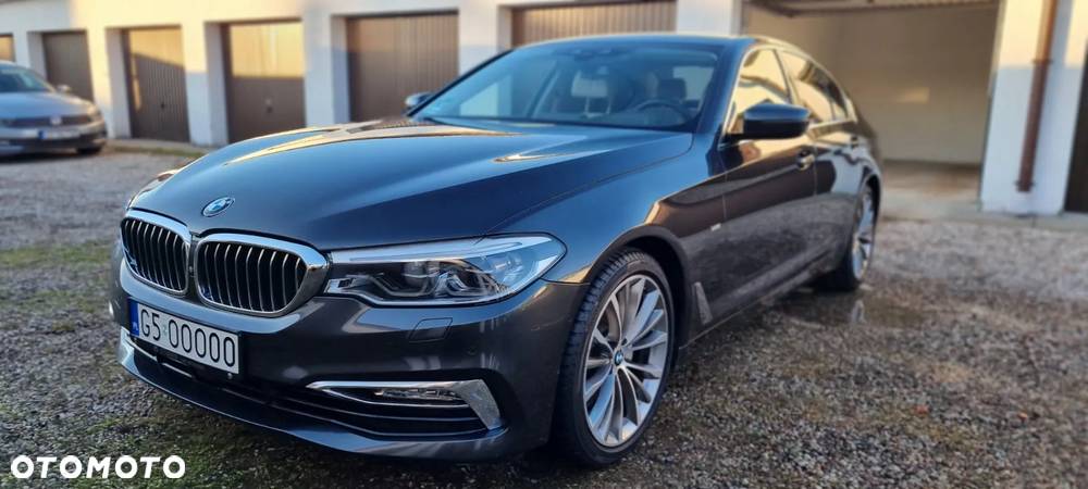 BMW Seria 5 520d xDrive Luxury Line - 2