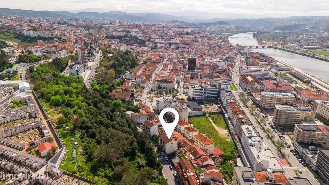 Apartamento para venda na rua de aveiro - 3 Quartos e 3 WC-24